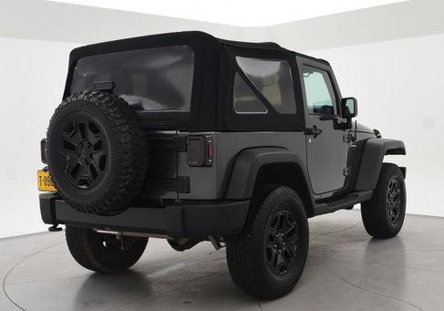 Jeep Wrangler, 2016