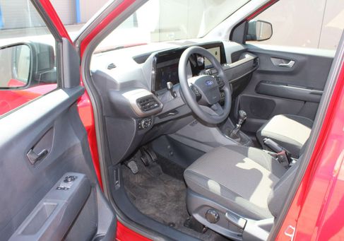 Ford Tourneo Courier, 2024