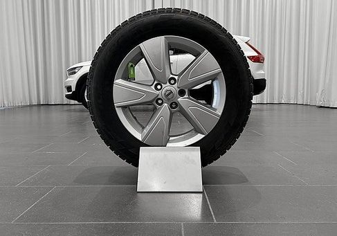 Volvo XC40, 2020 3