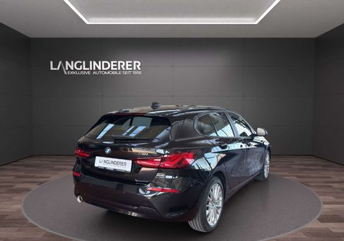 BMW 118, 2023