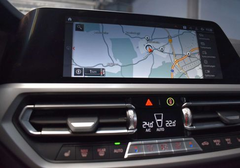 BMW 318, 2021 3
