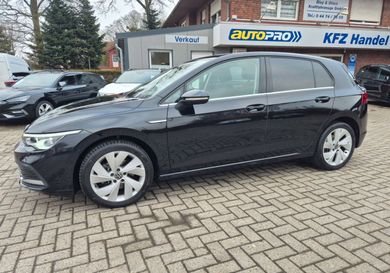 Volkswagen Golf, 2023
