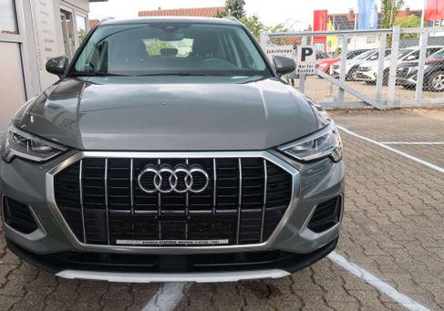 Audi Q3, 2022