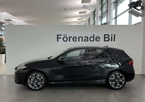 BMW 120, 2026