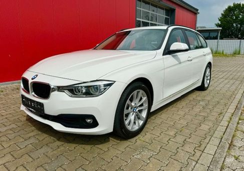 BMW 330, 2019