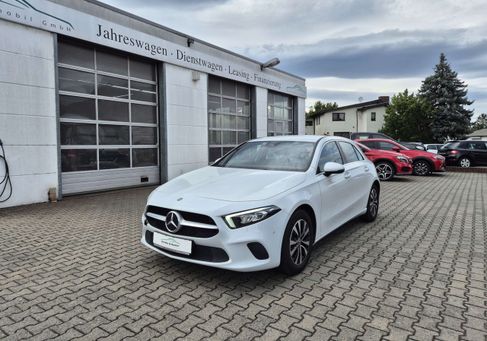 Mercedes-Benz A 180, 2022