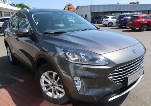 Ford Kuga, 2022