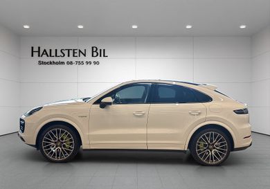 Porsche Cayenne, 2022