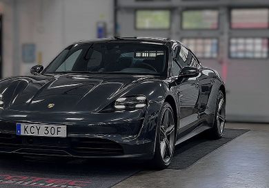 Porsche Taycan, 2021