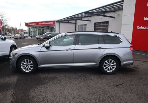 Volkswagen Passat Variant, 2022