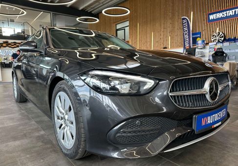 Mercedes-Benz C 200, 2023