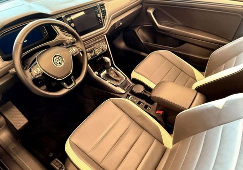 Volkswagen T-Roc, 2021