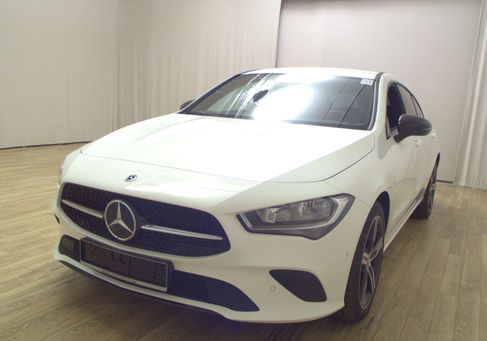 Mercedes-Benz CLA 200, 2023