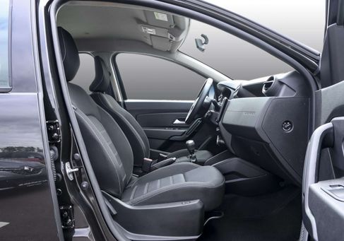 Dacia Duster, 2021 3