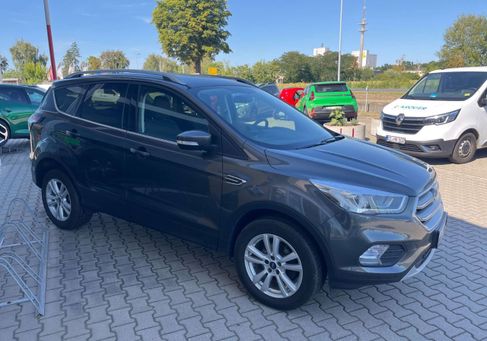 Ford Kuga, 2019