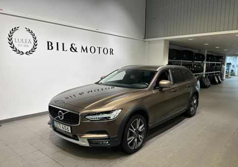 Volvo V90 Cross Country, 2018