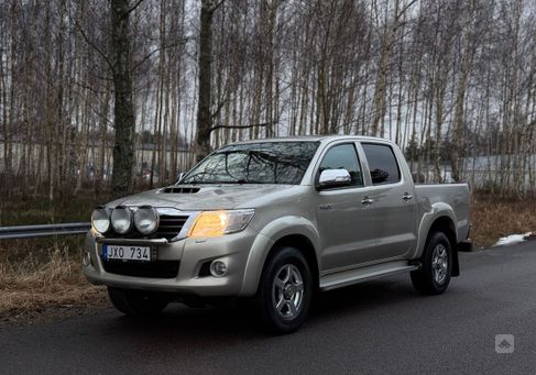 Toyota Hilux, 2012