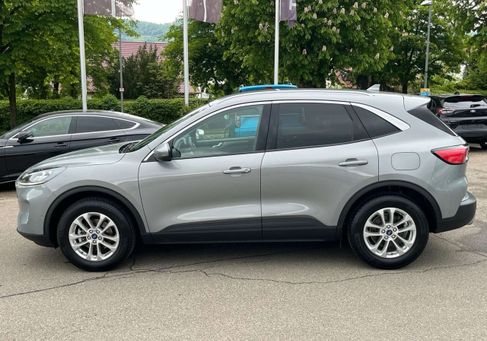 Ford Kuga, 2023