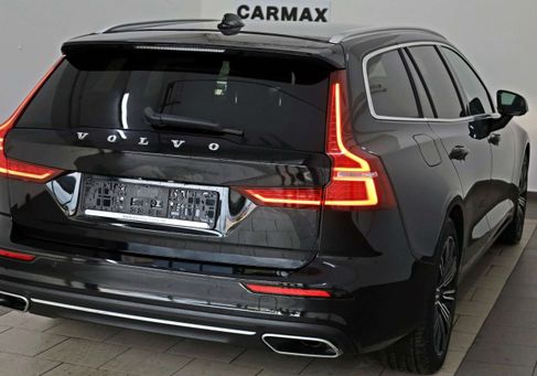 Volvo V60, 2021