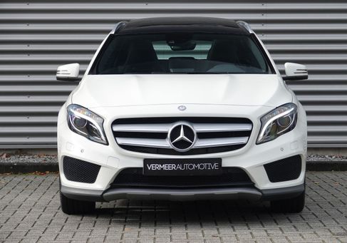 Mercedes-Benz GLA 250, 2015