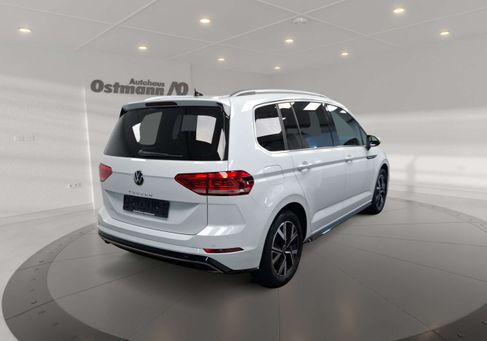 Volkswagen Touran, 2022 3