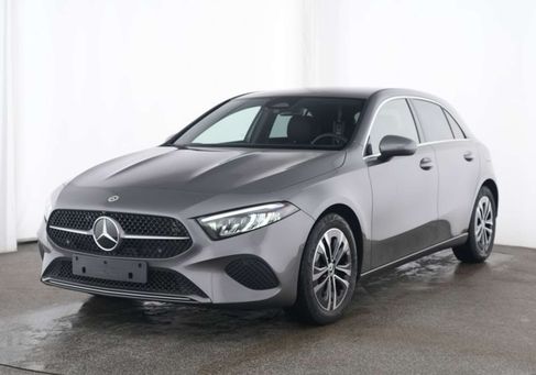 Mercedes-Benz A 200, 2025 2