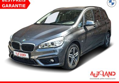 BMW 218, 2018