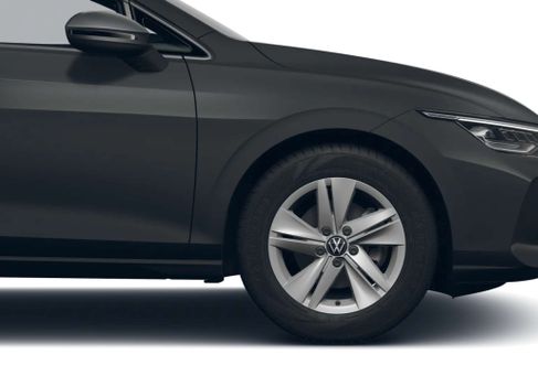 Volkswagen Golf, 2025 3