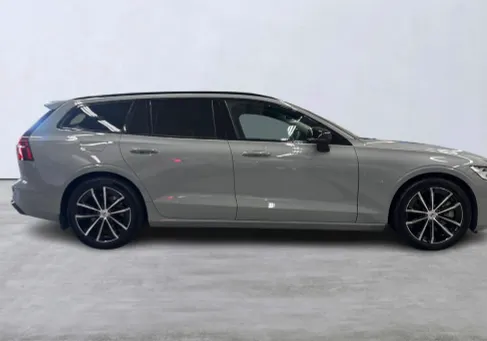 Volvo V60, 2025