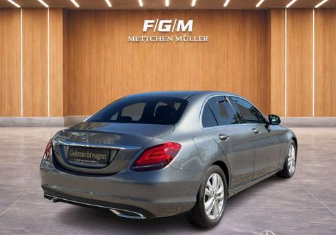 Mercedes-Benz C 220, 2020 3