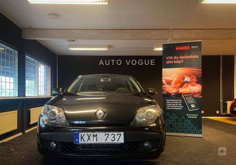 Renault Laguna, 2011