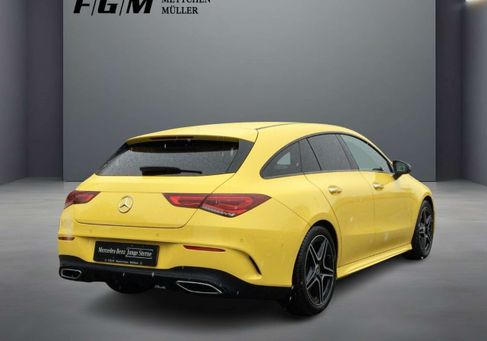 Mercedes-Benz CLA 200, 2022