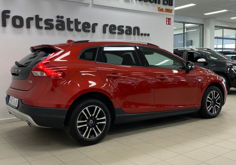 Volvo V40 Cross Country, 2019