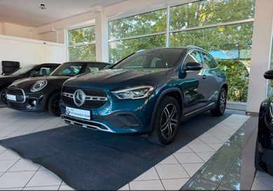 Mercedes-Benz GLA 200, 2020