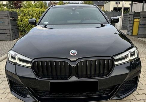 BMW 520, 2023 3