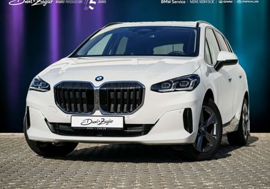 BMW 220, 2025