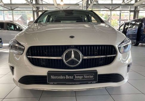 Mercedes-Benz B 200, 2024