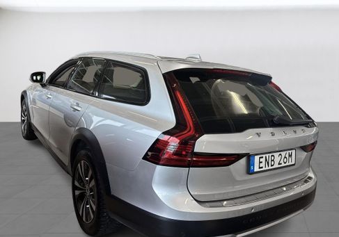 Volvo V90 Cross Country, 2022