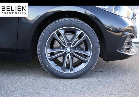 BMW 1 Serija, 2023