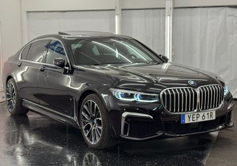 BMW 740, 2020