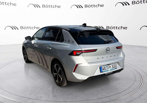 Opel Astra, 2024