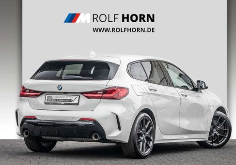 BMW 120, 2022
