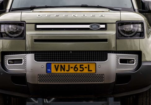 Land Rover Defender, 2021