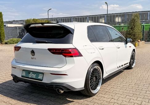 Volkswagen Golf, 2022 3