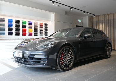 Porsche Panamera, 2019