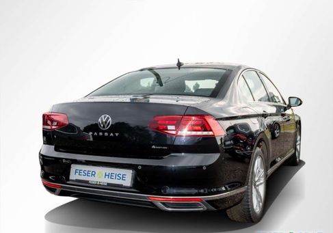 Volkswagen Passat, 2021