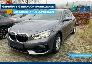 BMW 118, 2021