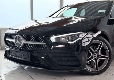 Mercedes-Benz CLA 220, 2022