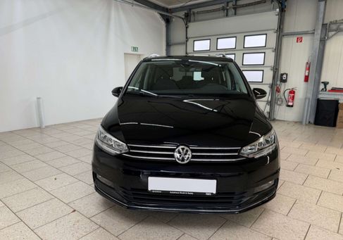 Volkswagen Touran, 2019 2