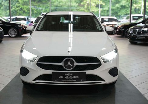 Mercedes-Benz A 250, 2023
